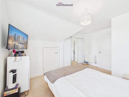 1 bedroom Flat for sale in Corunna Court, Wrexham, LL13