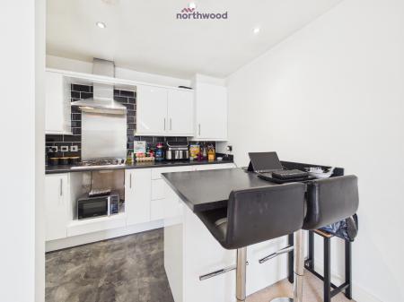 1 bedroom Flat for sale in Corunna Court, Wrexham, LL13