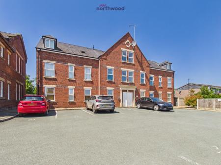 1 bedroom Flat for sale in Corunna Court, Wrexham, LL13