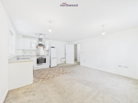 2 bedroom Flat for sale in Llys Nantgarw, Wrexham, LL13