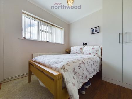 2 bedroom Semi-detached bungalow for sale in Crathie Place, Wrexham, LL11