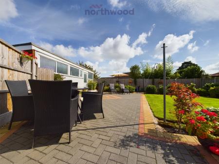 2 bedroom Semi-detached bungalow for sale in Crathie Place, Wrexham, LL11
