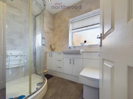 2 bedroom Semi-detached bungalow for sale in Crathie Place, Wrexham, LL11