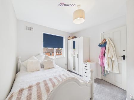 2 bedroom Terraced House for sale in Tan Y Dre, Wrexham, LL13