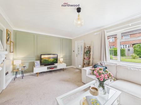 2 bedroom Terraced House for sale in Tan Y Dre, Wrexham, LL13