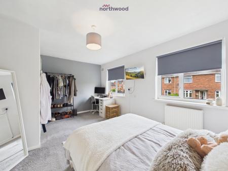 2 bedroom Terraced House for sale in Tan Y Dre, Wrexham, LL13