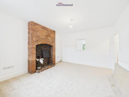 4 bedroom Semi-detached house for sale in St Albans Road, Tanyfron, Wrexham, LL11