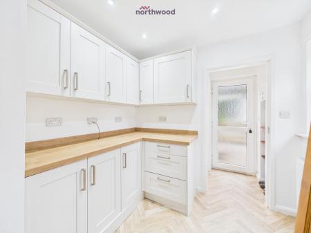 4 bedroom Semi-detached house for sale in St Albans Road, Tanyfron, Wrexham, LL11