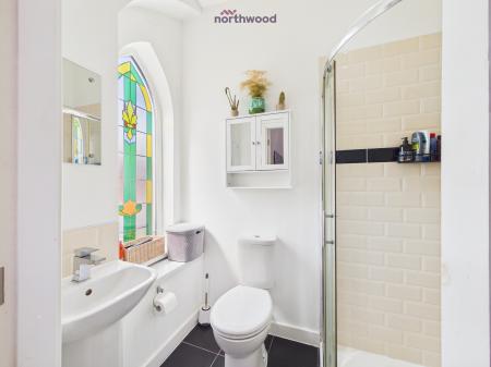 2 bedroom Character Property for sale in St. Albans Road, Wrexham, LL11