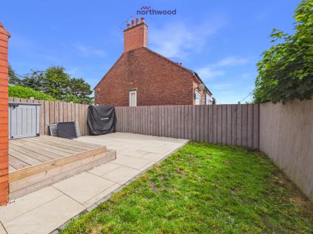 2 bedroom Character Property for sale in St. Albans Road, Wrexham, LL11