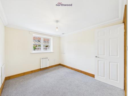 1 bedroom Bungalow for sale in High Street, Wrexham, LL12