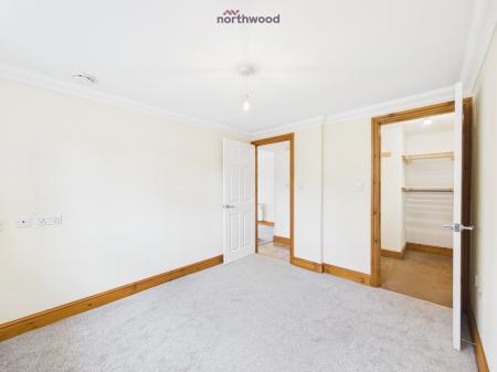 1 bedroom Bungalow for sale in High Street, Wrexham, LL12