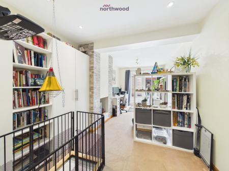4 bedroom Detached house for sale in Ashburn Way, Wrexham, LL13