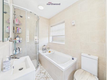 3 bedroom Detached house for sale in Ithens Way, Wrexham, LL13