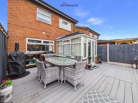 3 bedroom Detached house for sale in Ithens Way, Wrexham, LL13