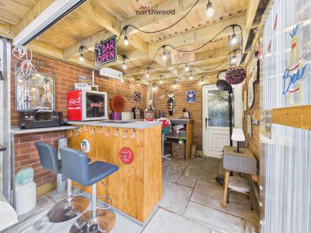 3 bedroom Detached house for sale in Ithens Way, Wrexham, LL13