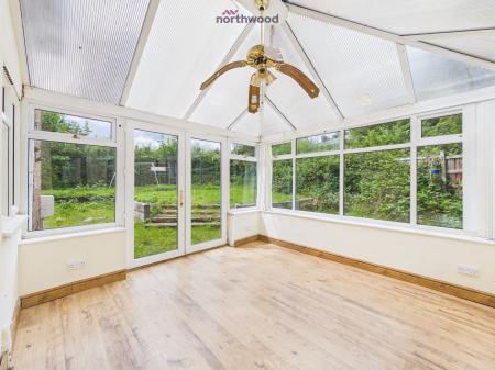 3 bedroom Semi-detached house for sale in Chestnut Avenue, Wrexham, Wrexham, LL12