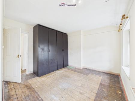 3 bedroom Semi-detached house for sale in Chestnut Avenue, Wrexham, Wrexham, LL12