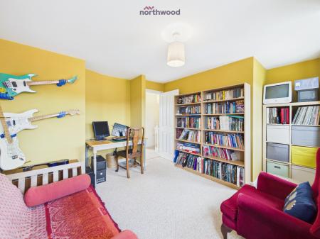 4 bedroom Semi-detached house for sale in Heulfan Way, Gwersyllt, Wrexham, LL11