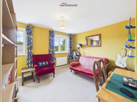 4 bedroom Semi-detached house for sale in Heulfan Way, Gwersyllt, Wrexham, LL11
