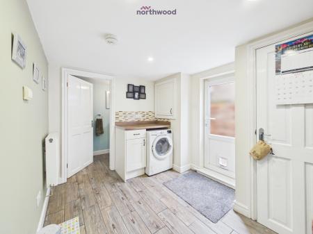 4 bedroom Semi-detached house for sale in Coed Y Felin Road, Brymbo, Wrexham, LL11