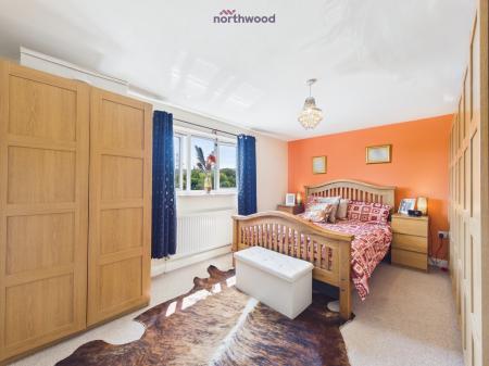 4 bedroom Detached house for sale in Mostyn Road, Wrexham, LL11