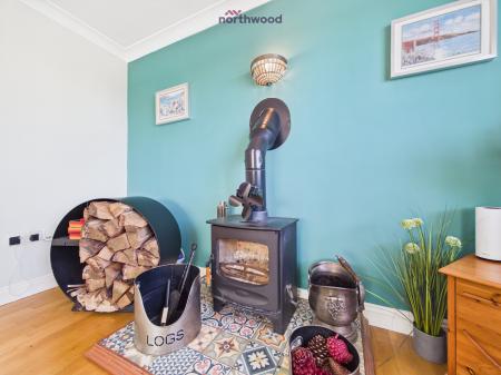 4 bedroom Detached house for sale in Mostyn Road, Wrexham, LL11