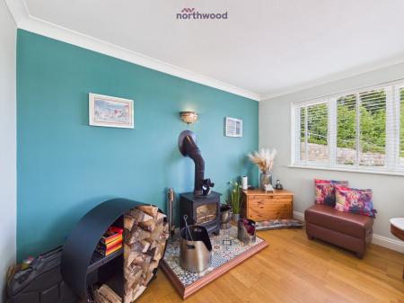 4 bedroom Detached house for sale in Mostyn Road, Wrexham, LL11