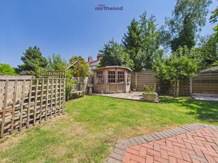 3 bedroom Detached house for sale in Meadowcroft, Wrexham, LL13