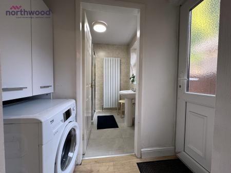 2 bedroom Terraced House to let in Vernon Street, Wrexham, Wrexham, LL11