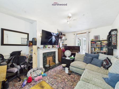 3 bedroom Semi-detached house for sale in Huntroyde Avenue, Wrexham, LL13