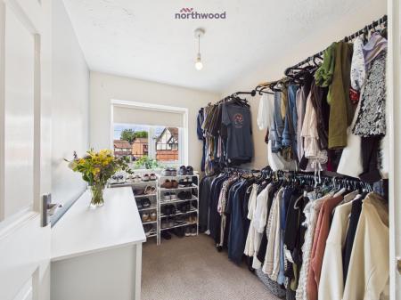 3 bedroom Detached house for sale in Foxwood Drive, Wrexham, LL14