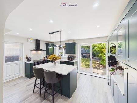 3 bedroom Detached house for sale in Foxwood Drive, Wrexham, LL14