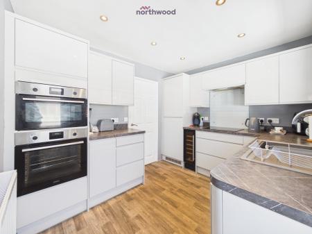 3 bedroom Detached bungalow for sale in Mile Barn Road, Wrexham, LL13