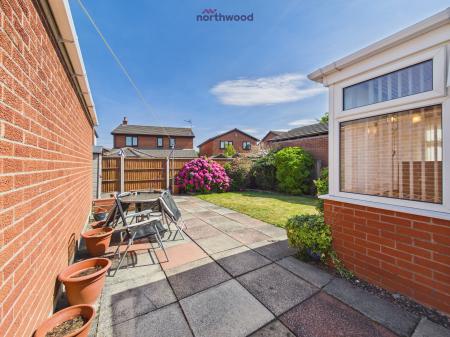 3 bedroom Detached bungalow for sale in Mile Barn Road, Wrexham, LL13