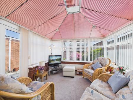 3 bedroom Detached bungalow for sale in Mile Barn Road, Wrexham, LL13
