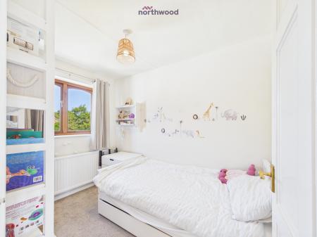 4 bedroom Detached house to let in Bridge Court, Holt, LL13