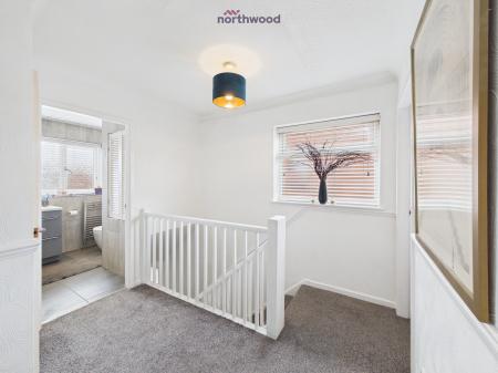 3 bedroom Detached house for sale in Summerfields, Wrexham, LL14
