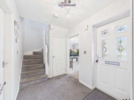 4 bedroom Detached house for sale in Alyn Road, Wrexham, LL11