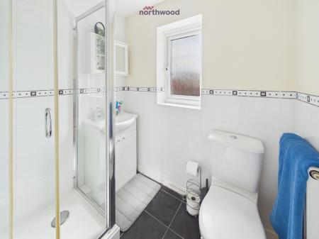 4 bedroom Detached house for sale in Alyn Road, Wrexham, LL11