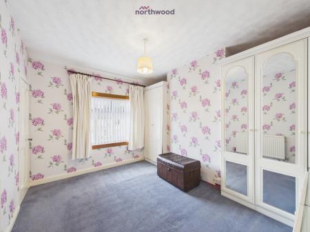 3 bedroom Terraced House for sale in Glan Garth, Wrexham, LL12