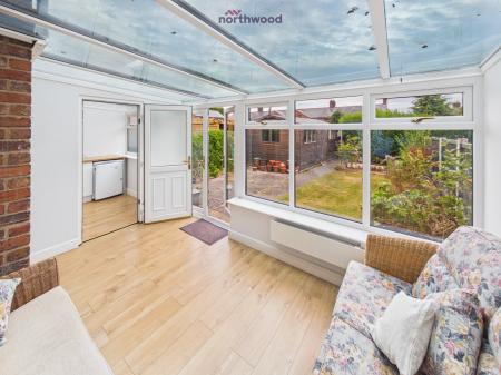 3 bedroom Terraced House for sale in Glan Garth, Wrexham, LL12