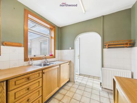 3 bedroom Terraced House for sale in Glan Garth, Wrexham, LL12