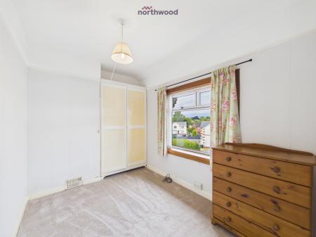 3 bedroom Terraced House for sale in Glan Garth, Wrexham, LL12