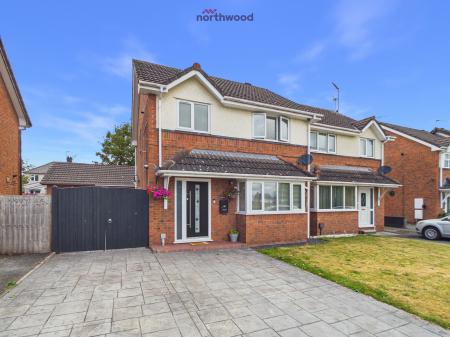 Oakhurst, Wrexham, LL13