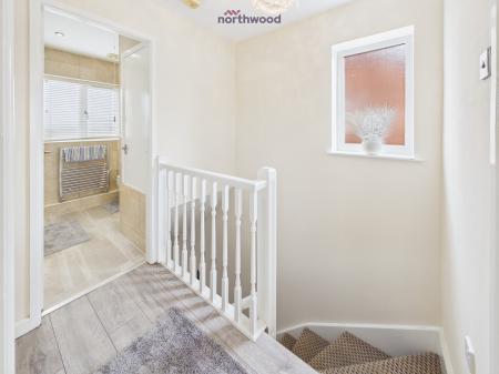 3 bedroom Semi-detached house for sale in Oakhurst, Wrexham, LL13