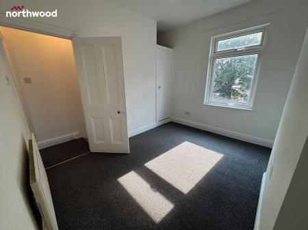 2 bedroom Terraced House to let in Gibson Street, Wrexham, LL13