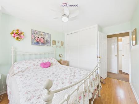 3 bedroom End of terrace house for sale in Tapley Avenue, Wrexham, LL12