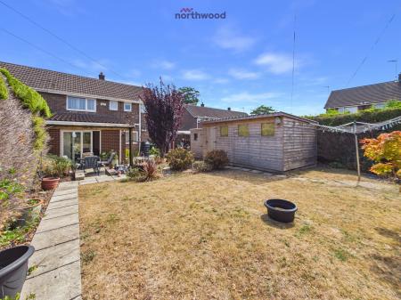 3 bedroom End of terrace house for sale in Tapley Avenue, Wrexham, LL12