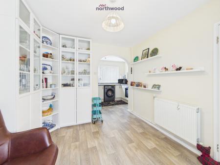 3 bedroom End of terrace house for sale in Tapley Avenue, Wrexham, LL12